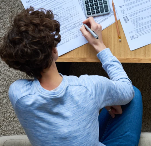 The Ultimate Guide to Freelancer Taxes in 2025
